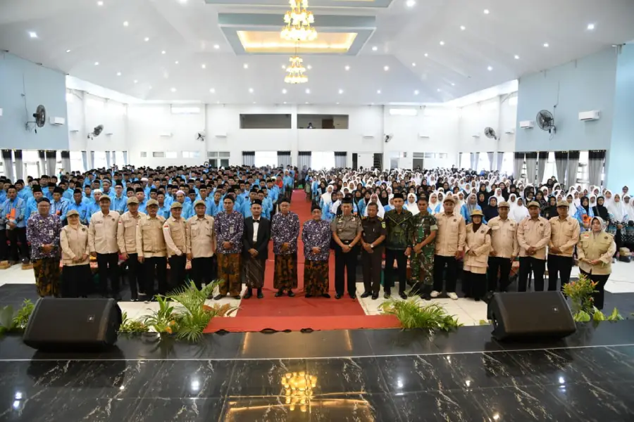 Ribuan Jamaah Haji Sumenep Ditekankan Jaga Disiplin dan Nama Baik Daerah di Tanah Suci