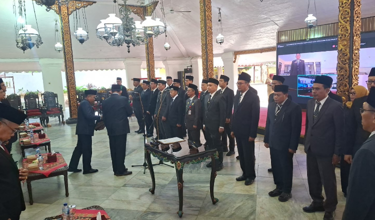 Lantik 25 Pejabat Administrator, Bupati Sumenep: Kinerja Buruk Harus Siap Dirotasi Lagi