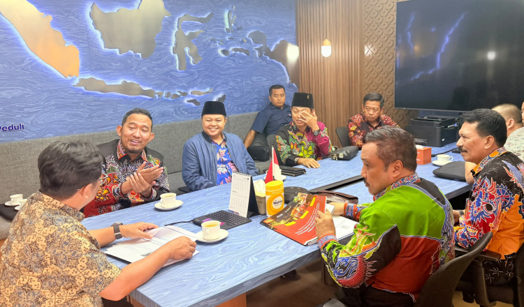 Kunjungi Kemenhub, Bupati Fauzi Perjuangkan Kelancaran Penyeberangan Masyarakat Kepulauan Sumenep